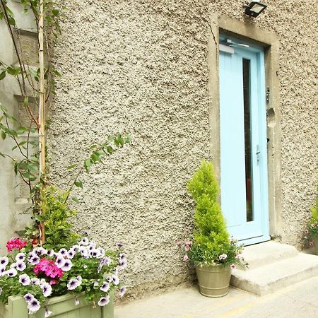 Harry Clarke Mews At The Castle Hotel Dublin Dış mekan fotoğraf